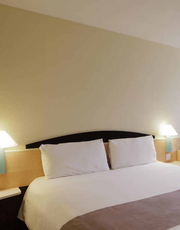 Standard Double Room,109356282:JPEG