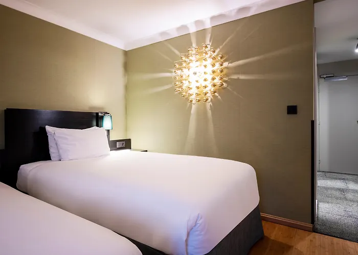 Holiday Inn Hotel Brussels Airport By Ihg Diegem